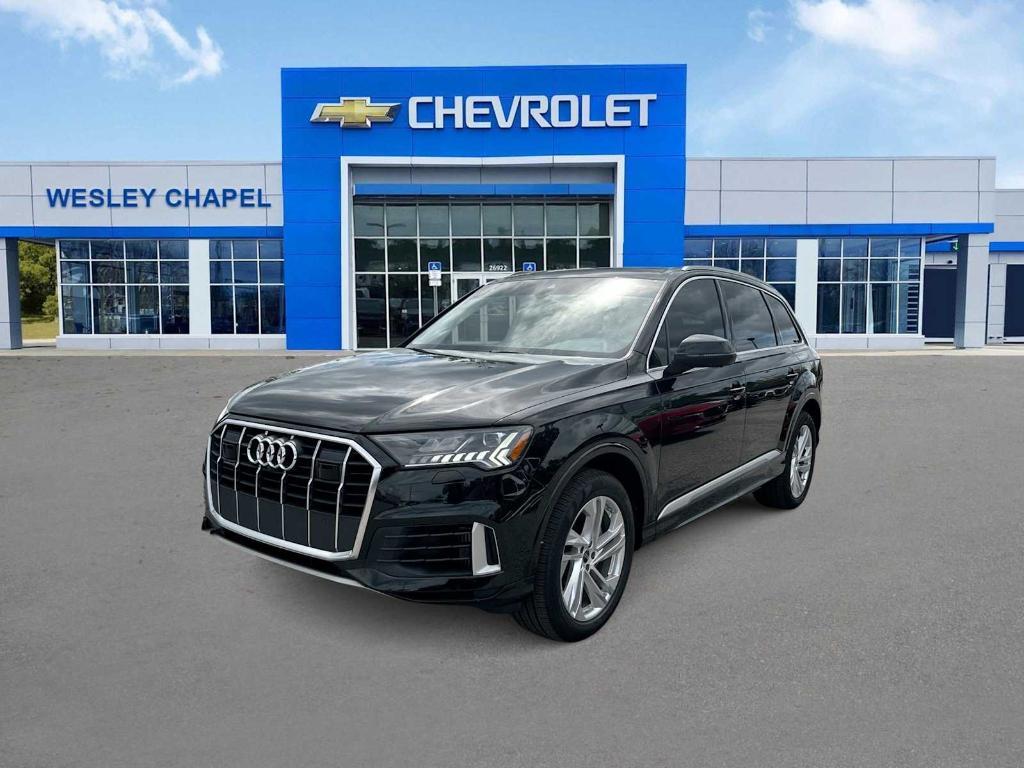 used 2024 Audi Q7 car, priced at $39,658