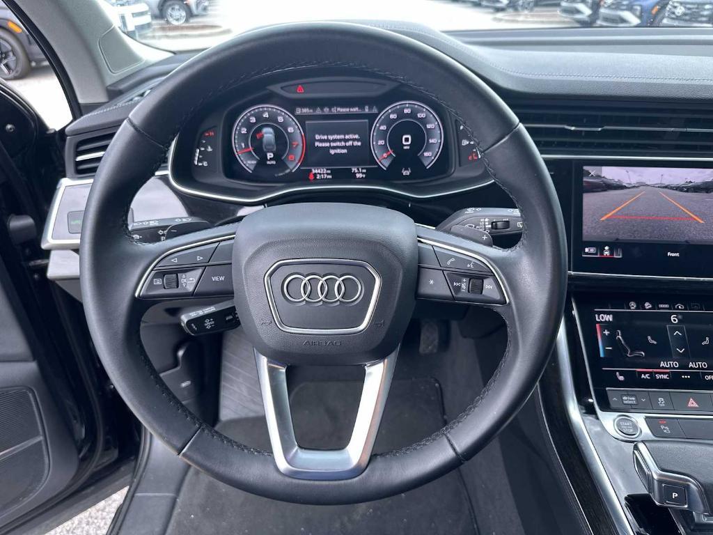 used 2024 Audi Q7 car, priced at $39,658