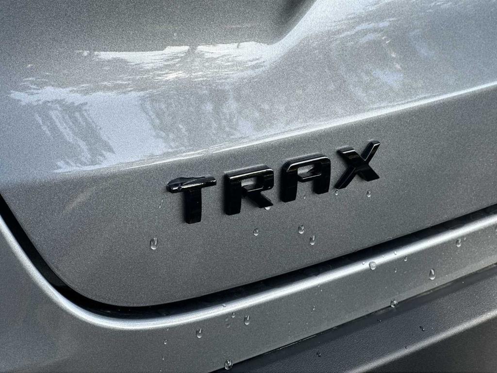 new 2025 Chevrolet Trax car, priced at $22,625
