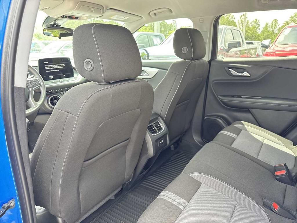new 2025 Chevrolet Blazer car, priced at $32,560