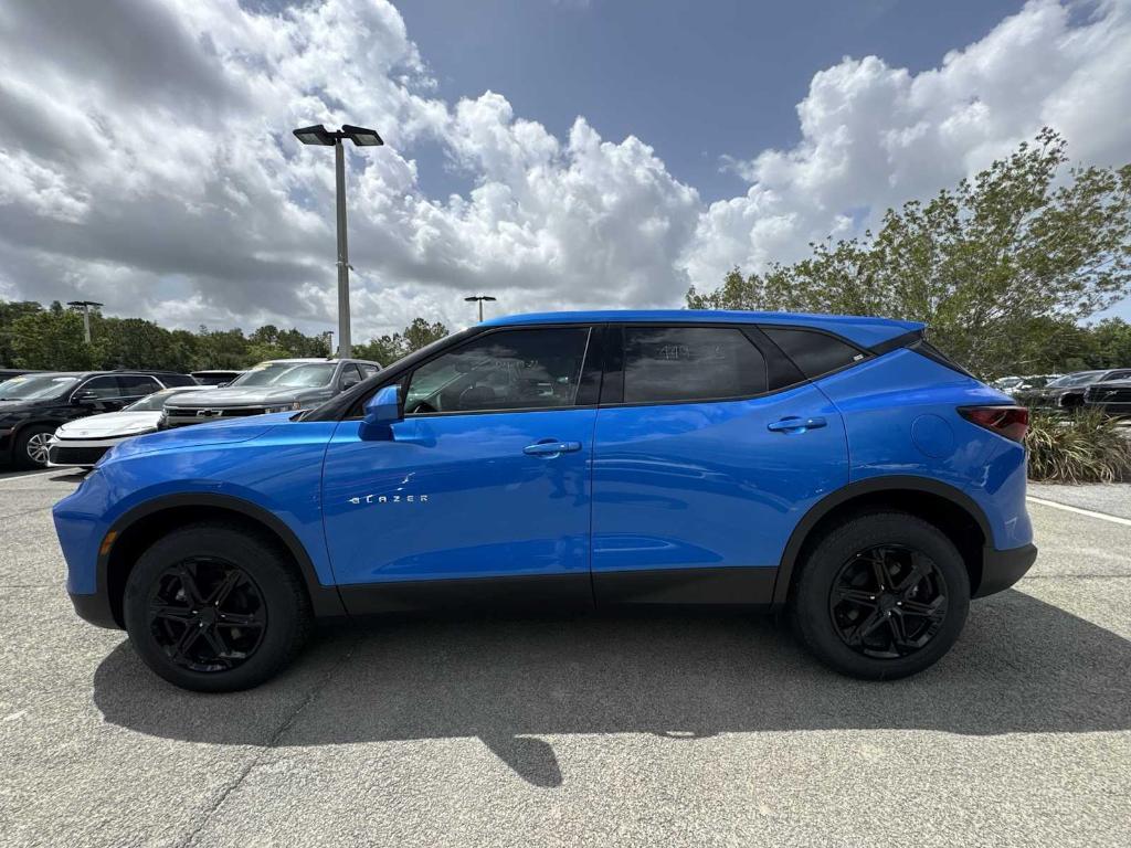 new 2025 Chevrolet Blazer car, priced at $32,560