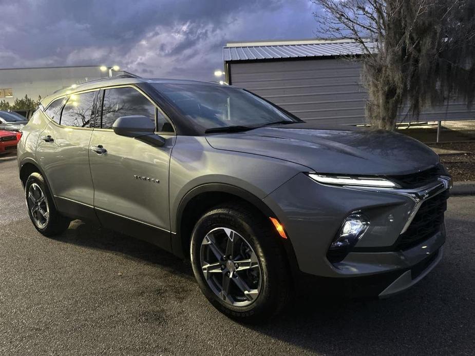 new 2024 Chevrolet Blazer car, priced at $31,020