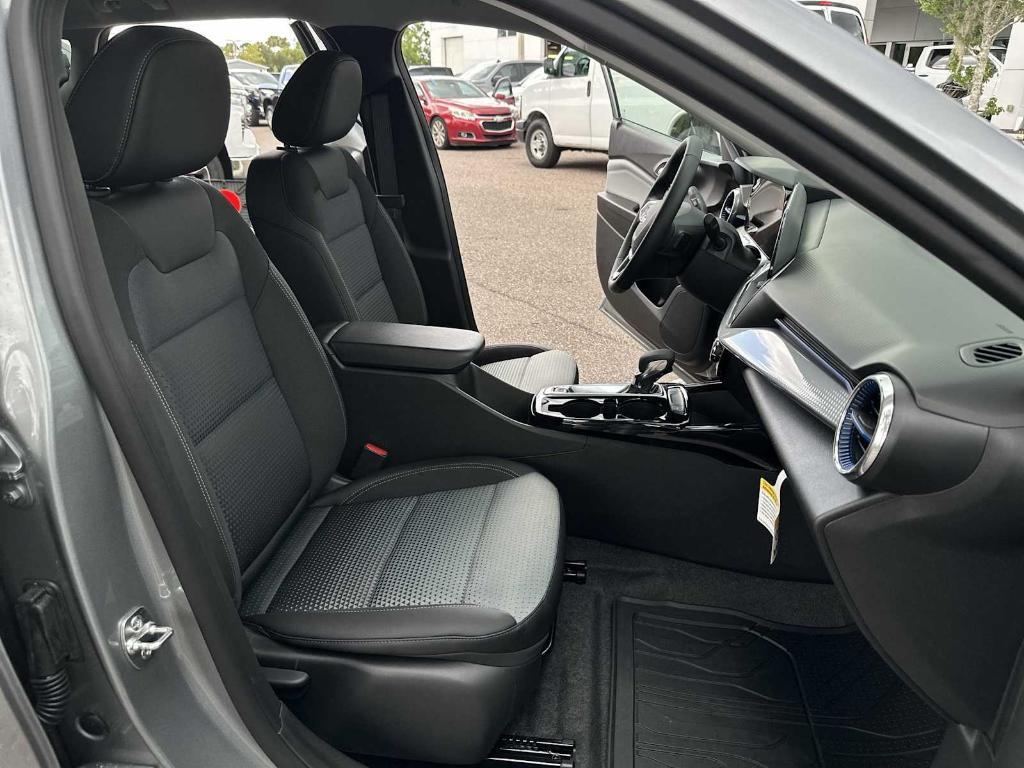 new 2025 Chevrolet Trax car, priced at $23,820