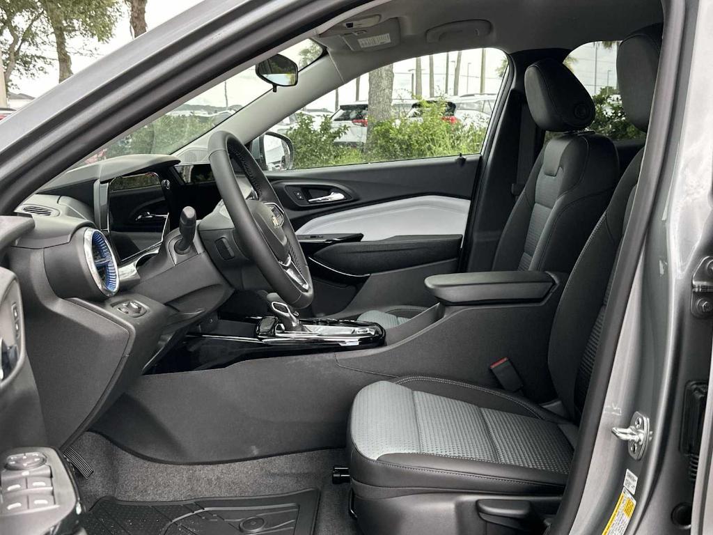 new 2025 Chevrolet Trax car, priced at $23,820