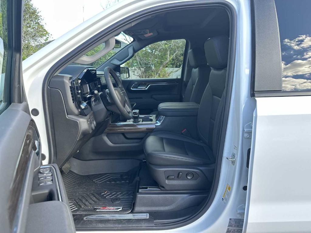 new 2025 Chevrolet Silverado 1500 car, priced at $54,700