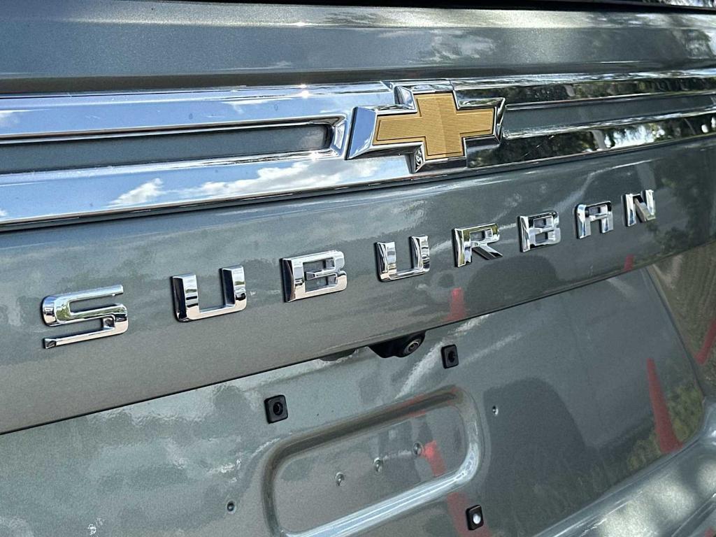 used 2023 Chevrolet Suburban car, priced at $43,997
