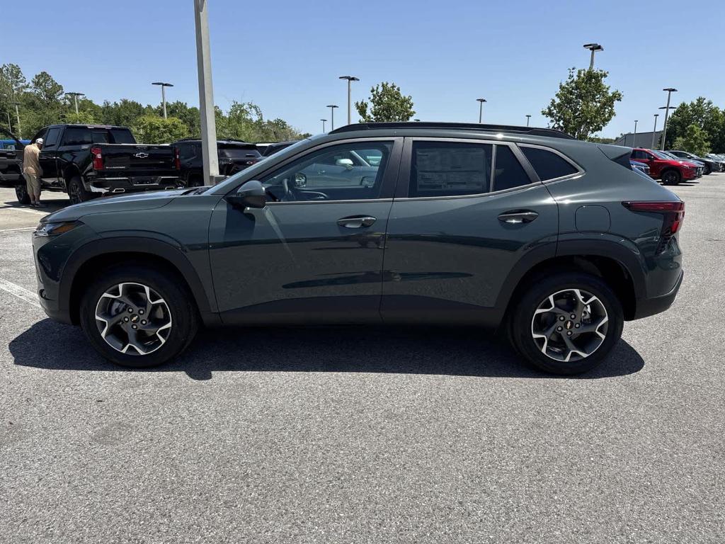 new 2025 Chevrolet Trax car, priced at $22,775