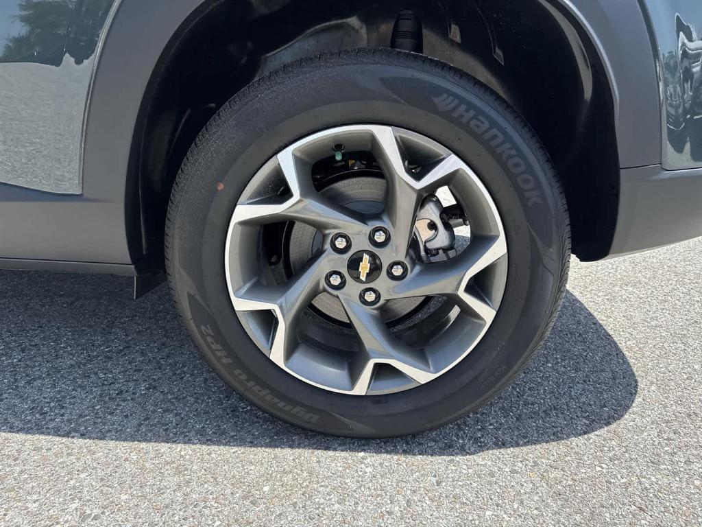 new 2025 Chevrolet Trax car, priced at $22,775