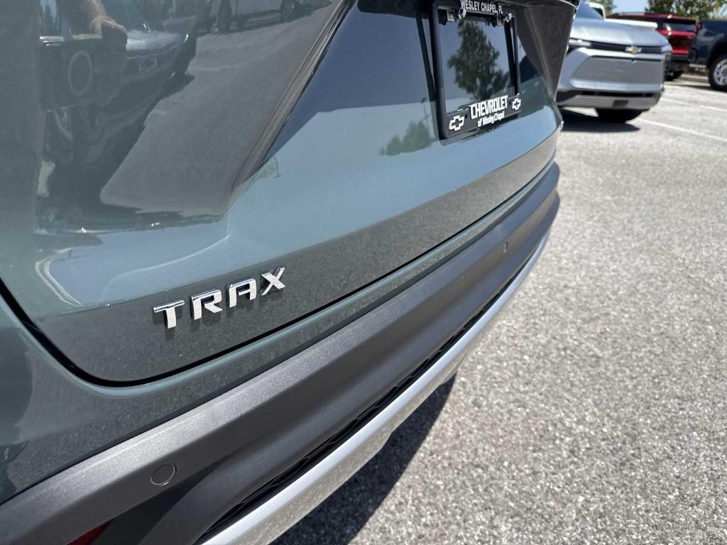 new 2025 Chevrolet Trax car, priced at $22,275