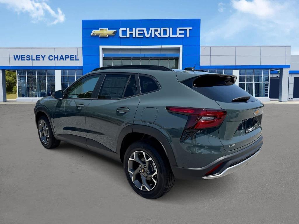 new 2025 Chevrolet Trax car, priced at $22,275