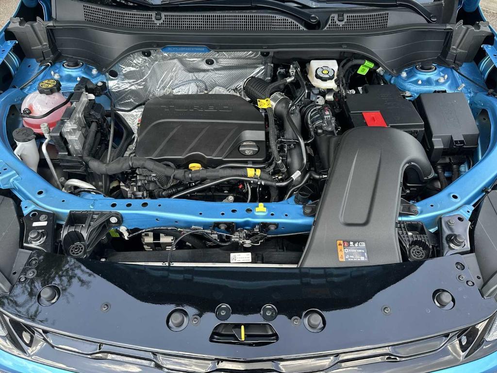 new 2025 Chevrolet Trax car, priced at $23,825