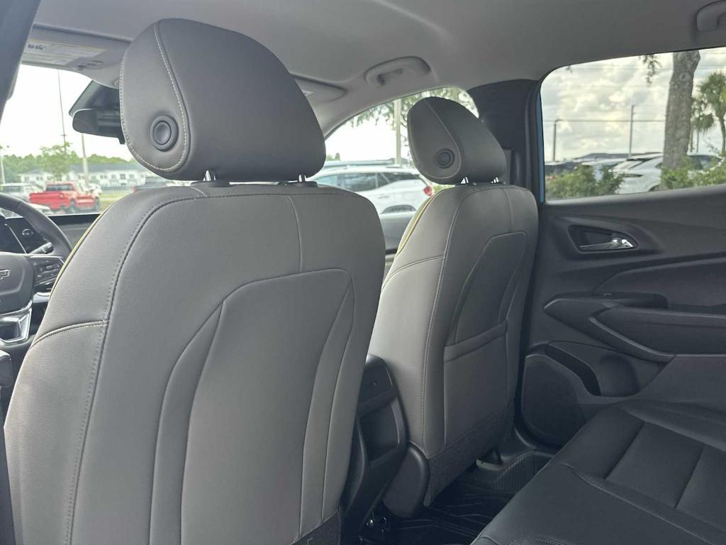 new 2025 Chevrolet Trax car, priced at $23,825