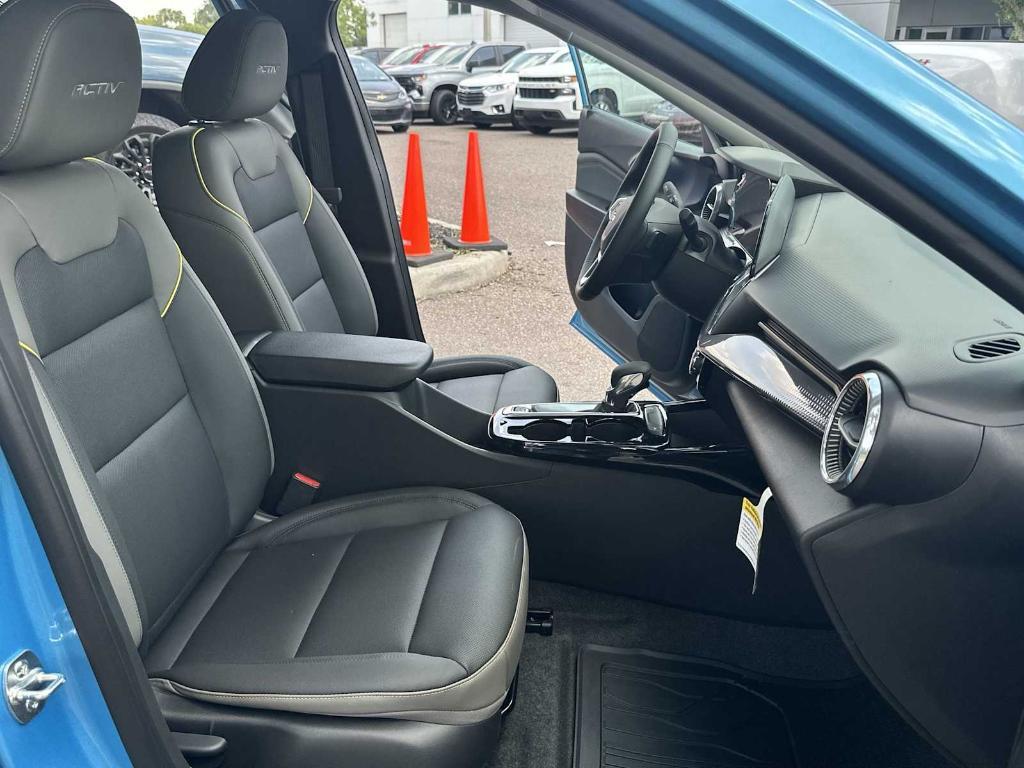 new 2025 Chevrolet Trax car, priced at $23,825