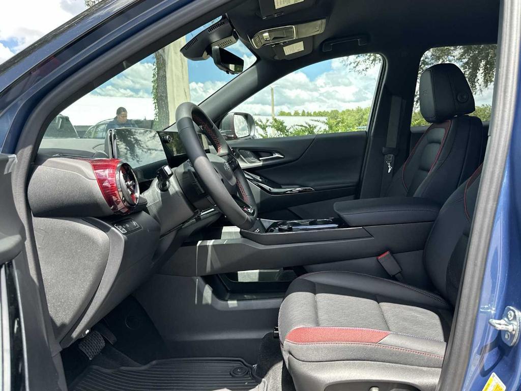 new 2026 Chevrolet Equinox car, priced at $32,530
