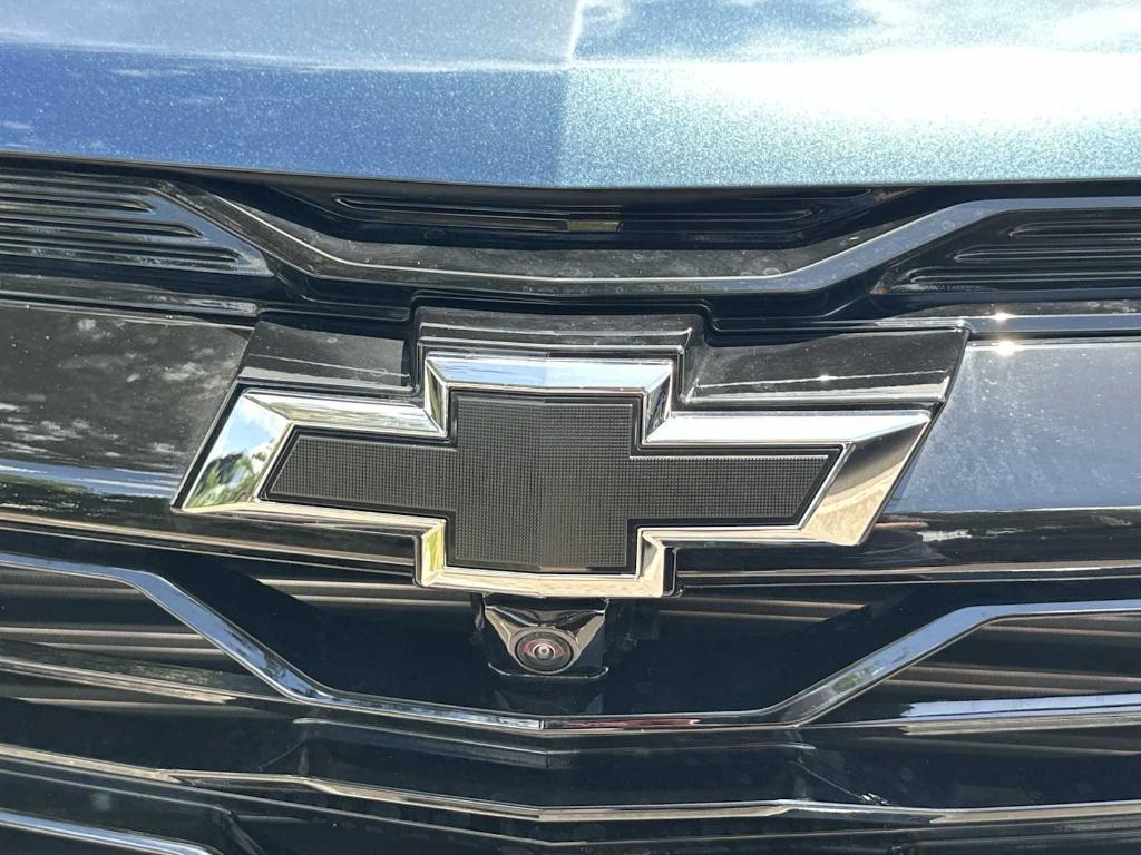 new 2026 Chevrolet Equinox car, priced at $32,530