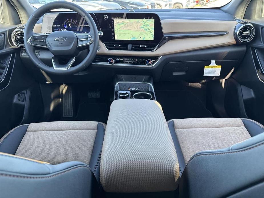 new 2025 Chevrolet Equinox car, priced at $33,875