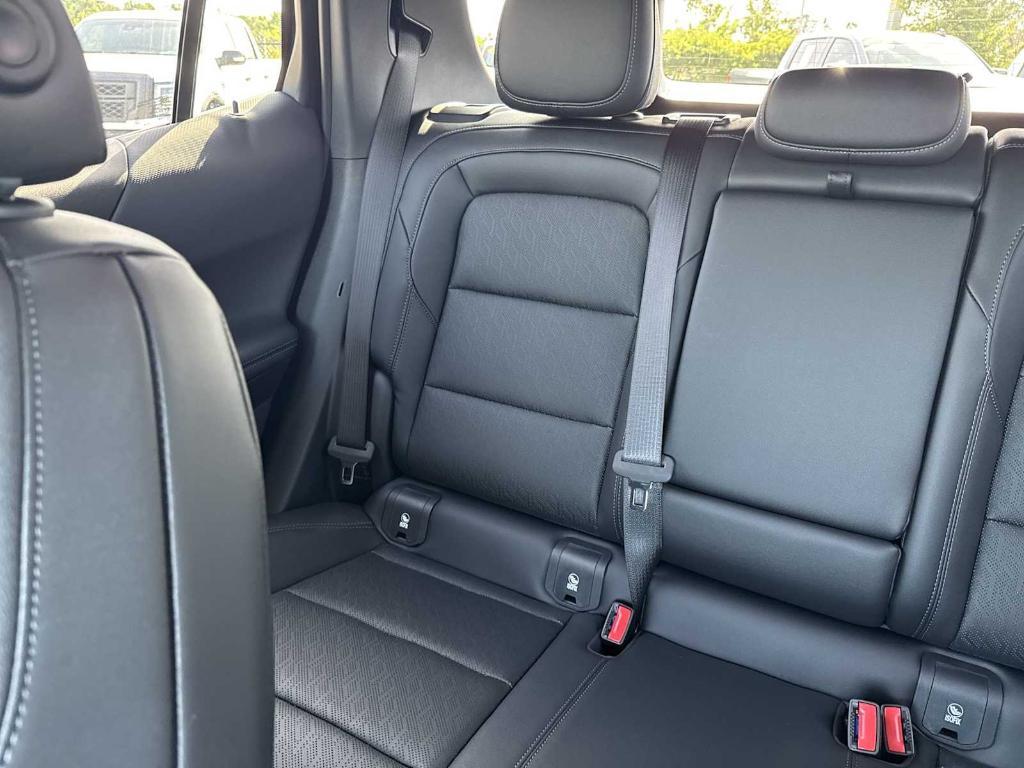 new 2026 Chevrolet Equinox car, priced at $27,770