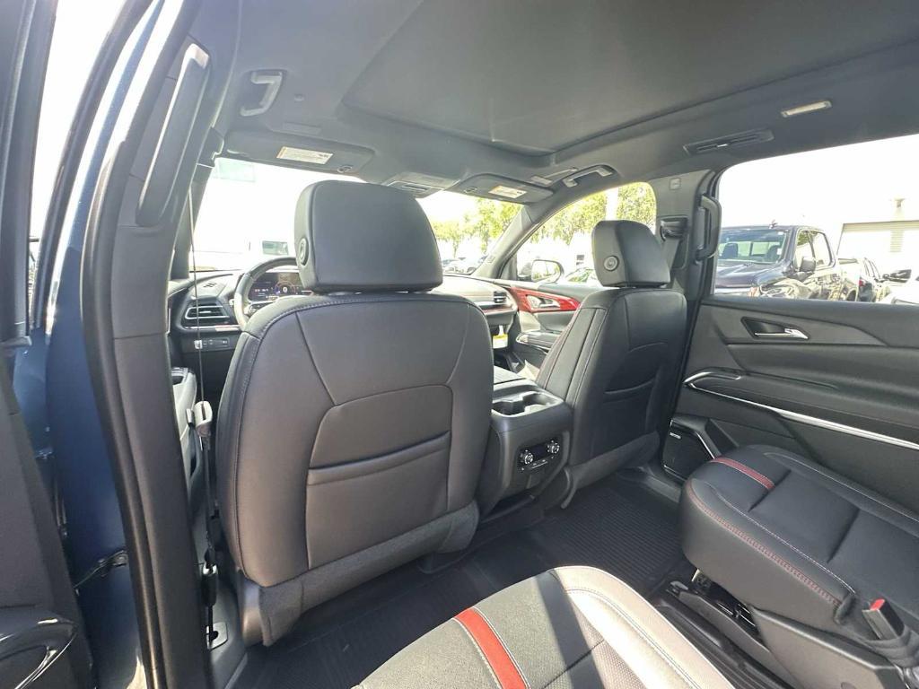 new 2026 Chevrolet Traverse car, priced at $56,720