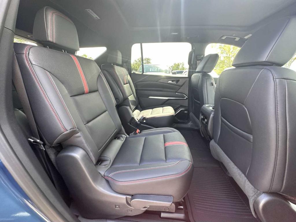 new 2026 Chevrolet Traverse car, priced at $56,720