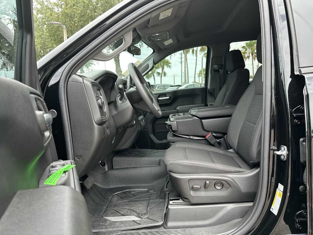 new 2025 Chevrolet Silverado 1500 car, priced at $36,625