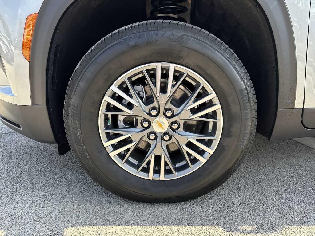 new 2025 Chevrolet Traverse car, priced at $37,545