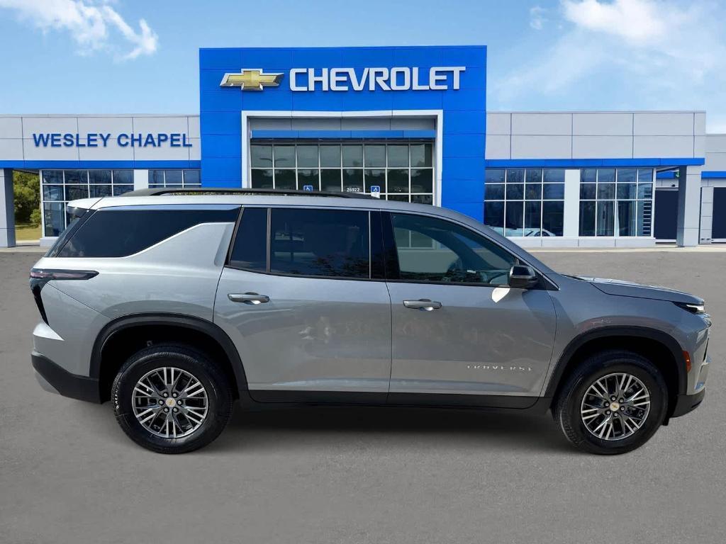 new 2025 Chevrolet Traverse car, priced at $37,545