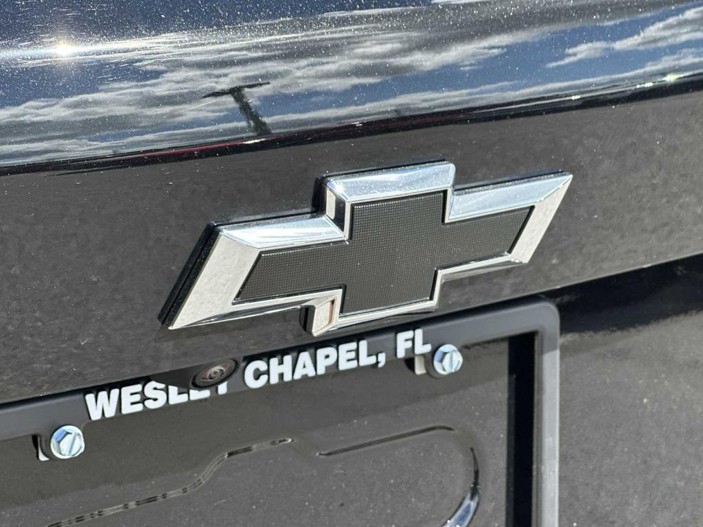 new 2026 Chevrolet Equinox car, priced at $27,725