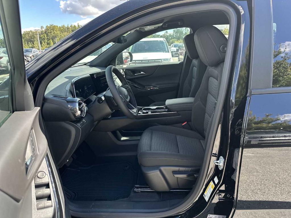 new 2026 Chevrolet Equinox car, priced at $27,725