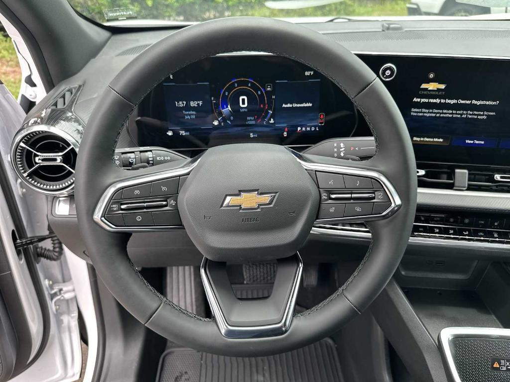 new 2026 Chevrolet Equinox car, priced at $33,230