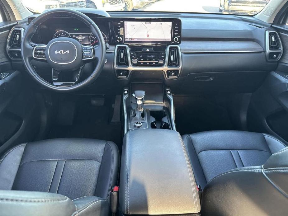 used 2022 Kia Sorento car, priced at $27,167