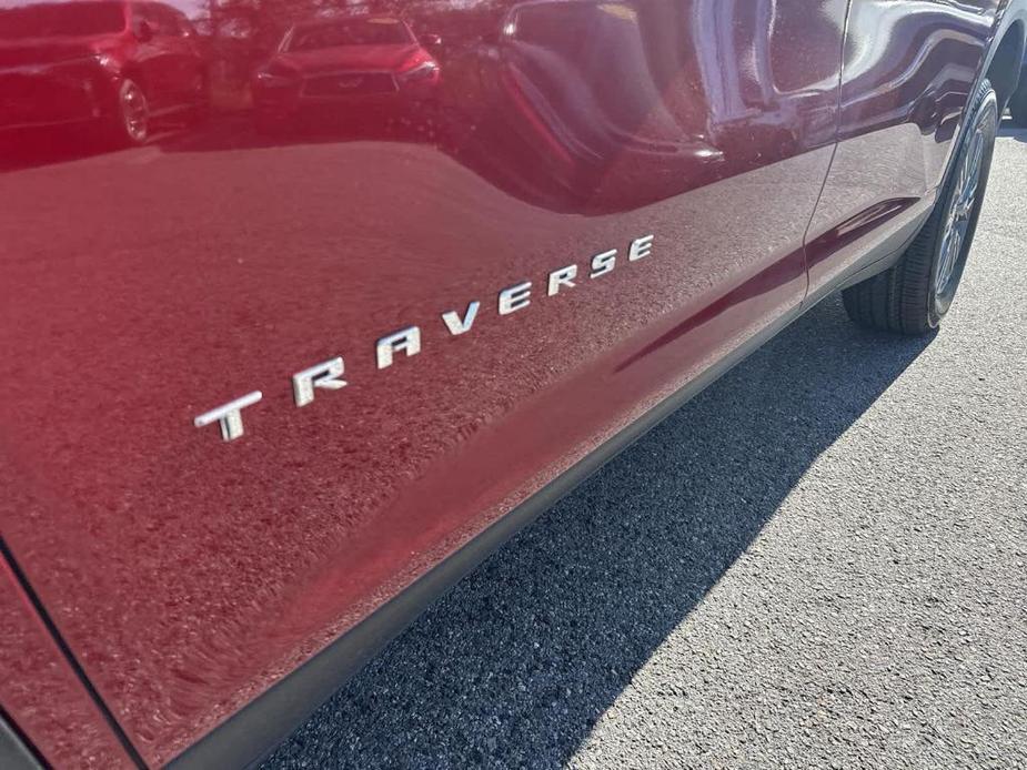 new 2025 Chevrolet Traverse car, priced at $42,490