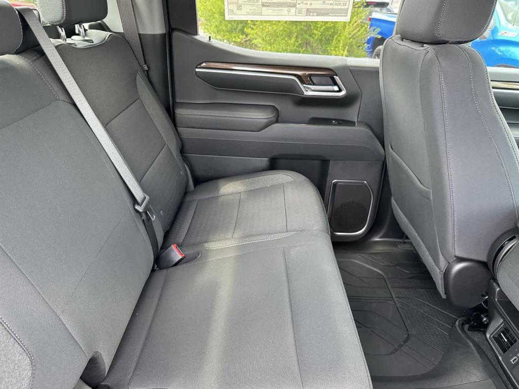 new 2025 Chevrolet Silverado 1500 car, priced at $45,905