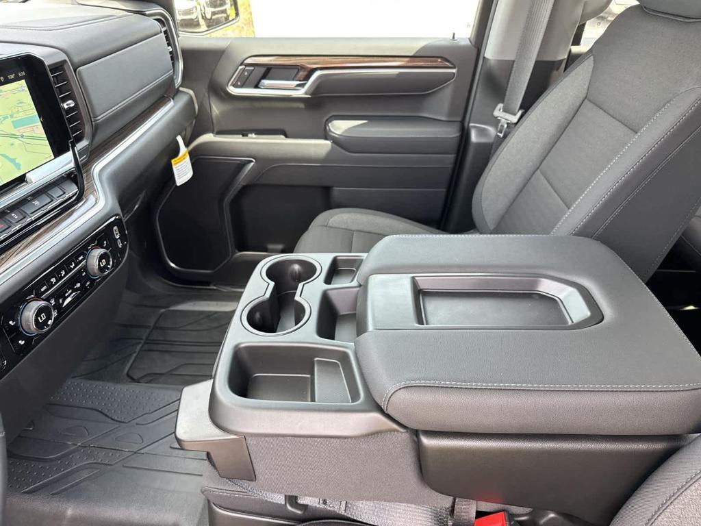 new 2025 Chevrolet Silverado 1500 car, priced at $45,905