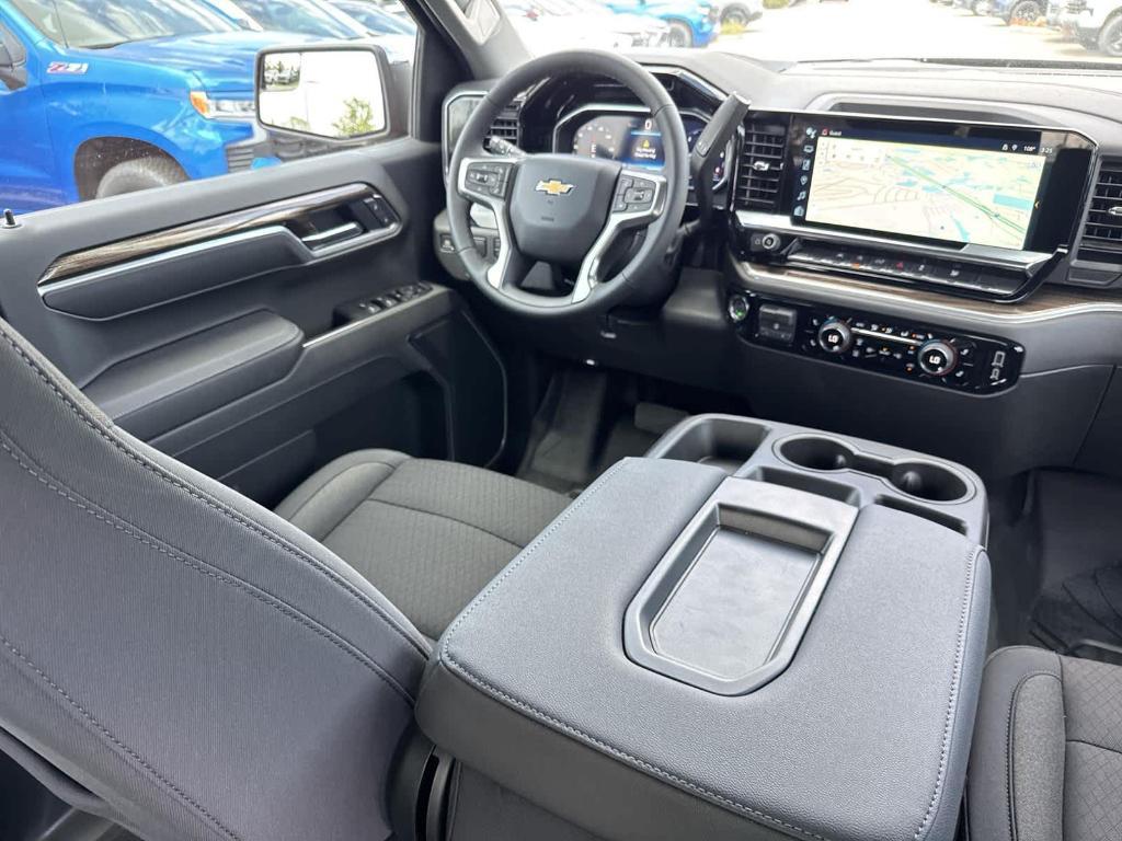 new 2025 Chevrolet Silverado 1500 car, priced at $45,905