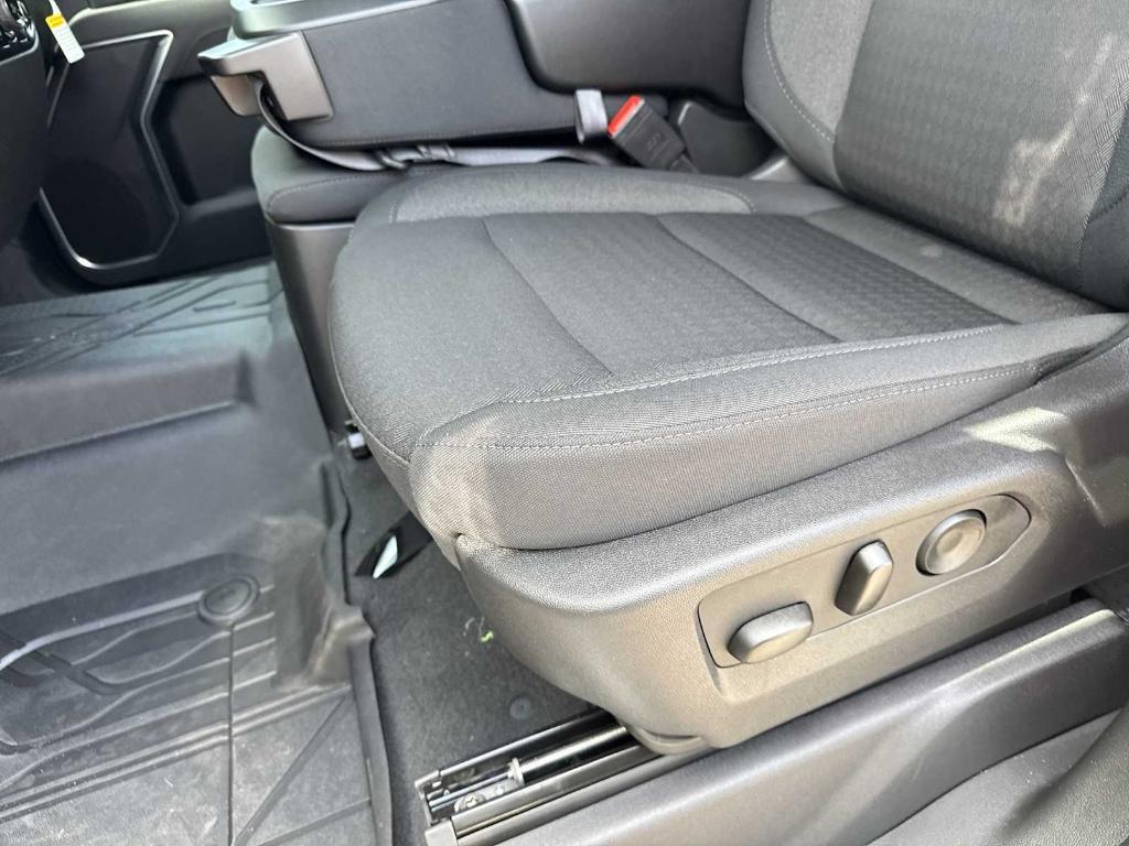 new 2025 Chevrolet Silverado 1500 car, priced at $45,905