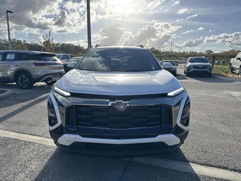 new 2025 Chevrolet Equinox car, priced at $34,370