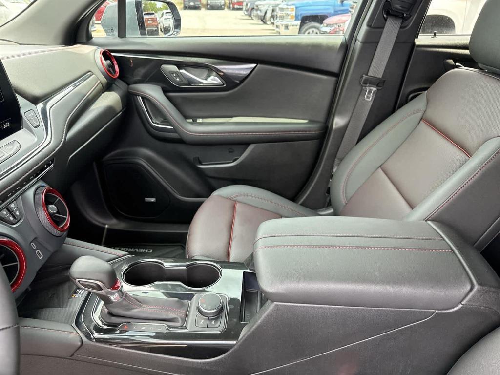 new 2025 Chevrolet Blazer car, priced at $42,790