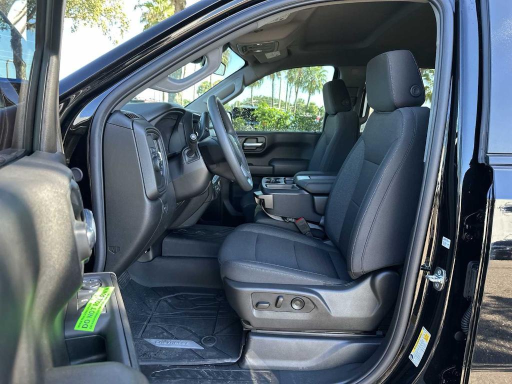 new 2025 Chevrolet Silverado 1500 car, priced at $38,160