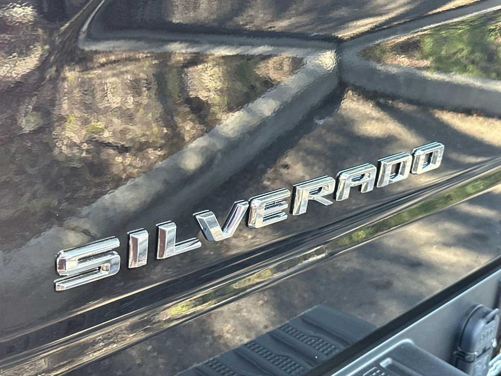 new 2025 Chevrolet Silverado 1500 car, priced at $38,160