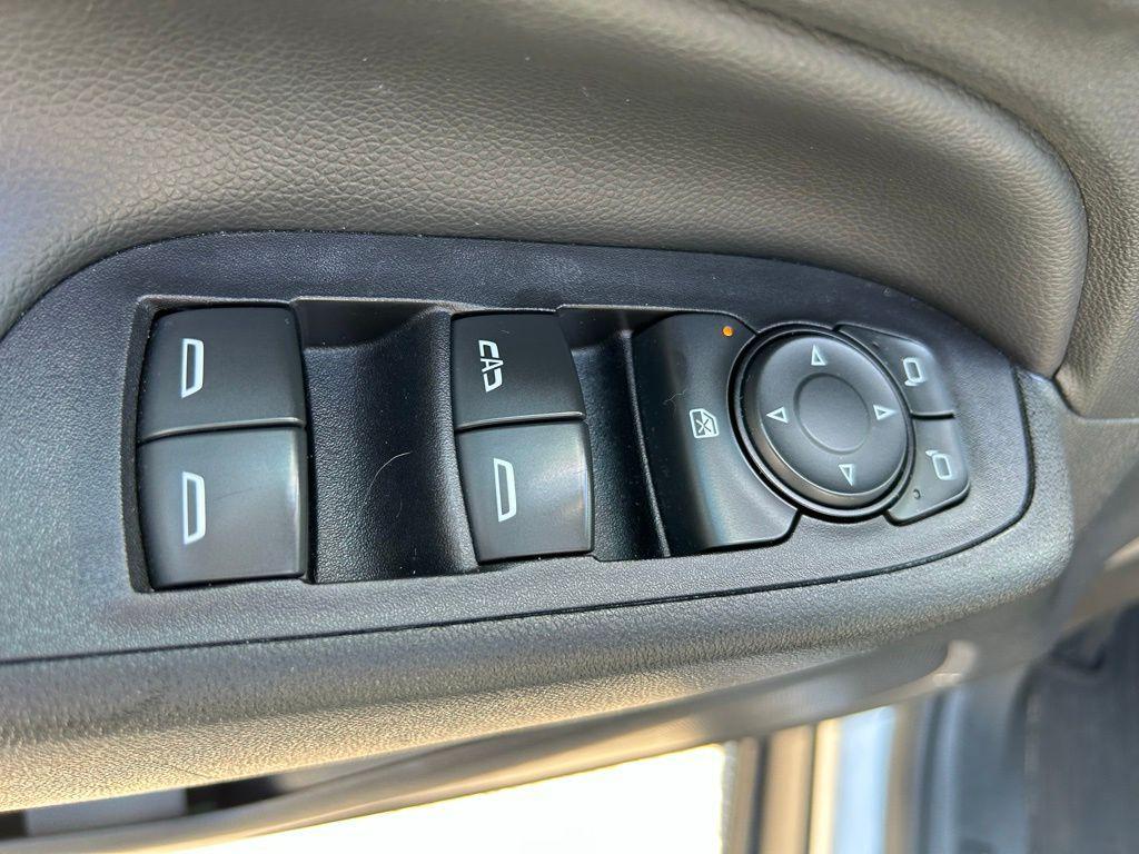 used 2020 Chevrolet Equinox car, priced at $15,437