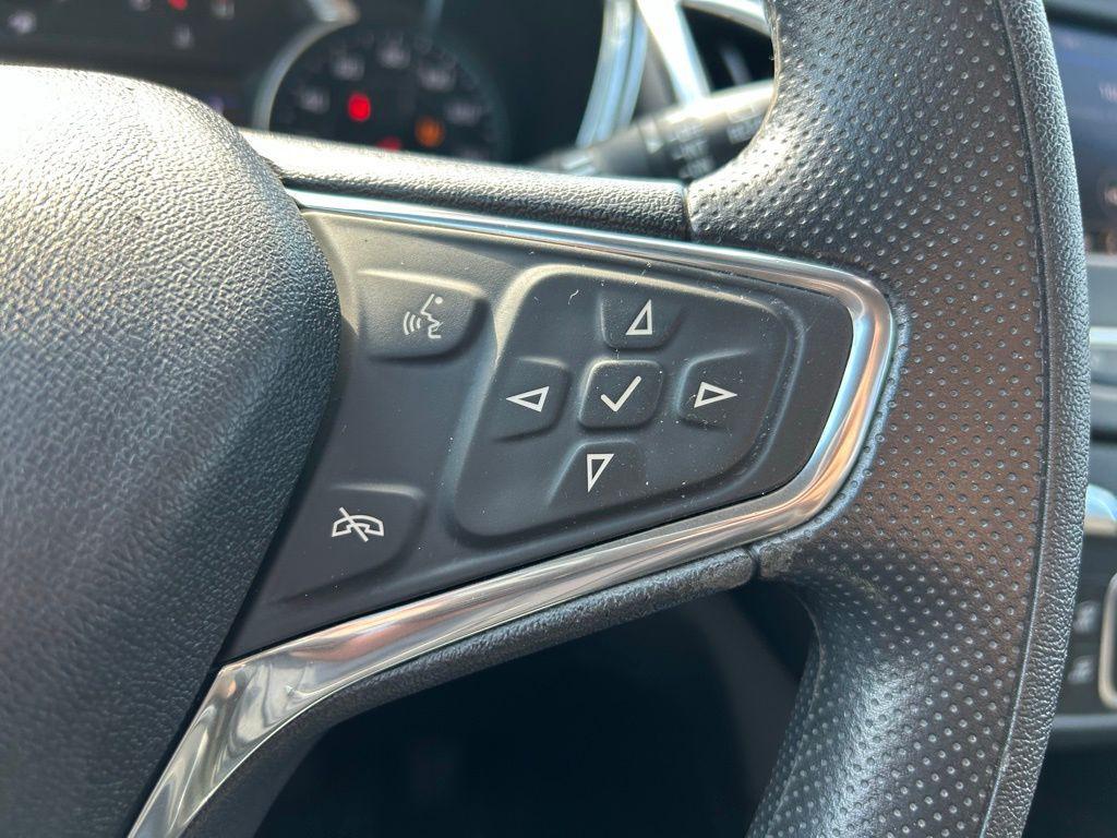 used 2020 Chevrolet Equinox car, priced at $15,437