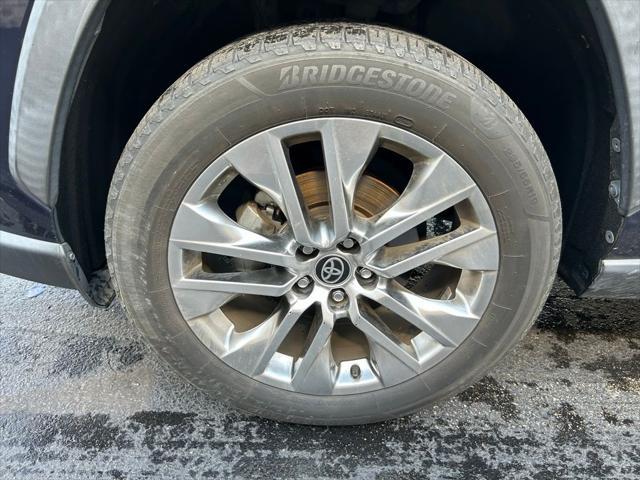 used 2021 Toyota RAV4 car, priced at $24,977