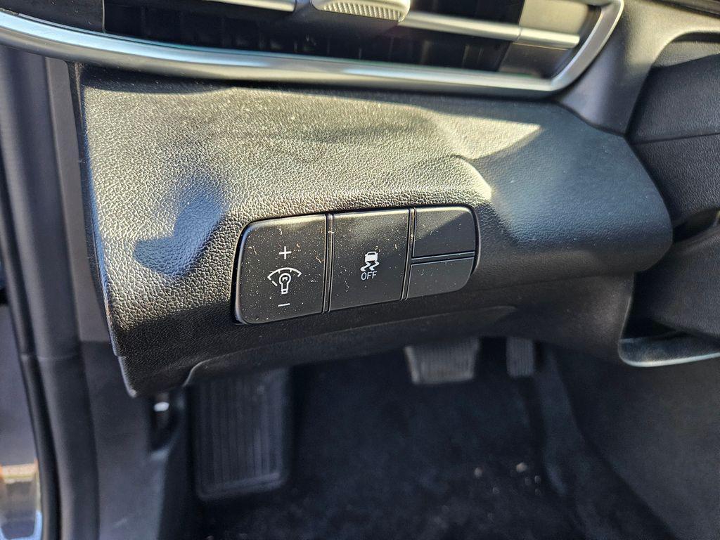 used 2024 Hyundai Elantra car, priced at $18,737