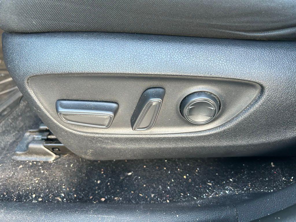 used 2022 Toyota RAV4 car, priced at $24,937