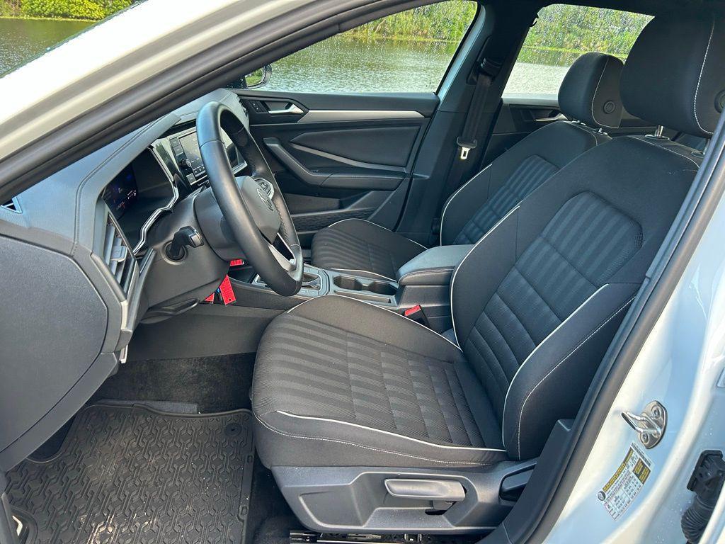 used 2024 Volkswagen Jetta car, priced at $20,737