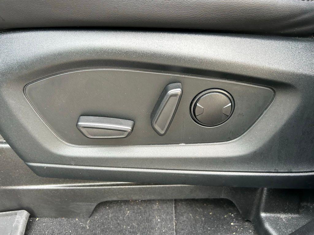 used 2022 Ford Explorer car, priced at $30,337