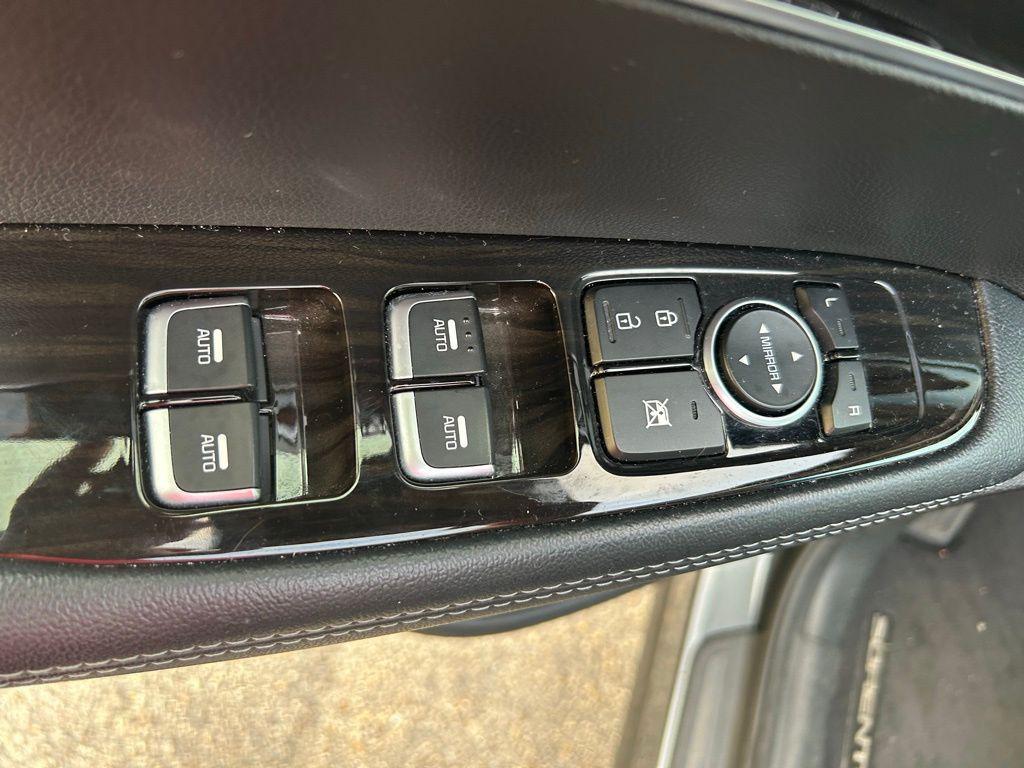 used 2020 Kia Sorento car, priced at $14,537