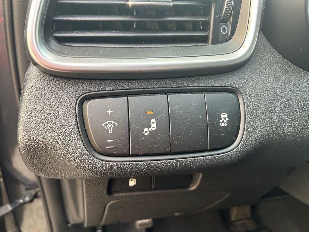 used 2020 Kia Sorento car, priced at $14,537