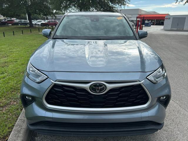 used 2020 Toyota Highlander car, priced at $27,977