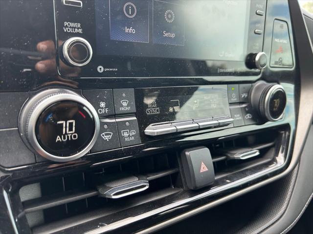 used 2020 Toyota Highlander car, priced at $27,977